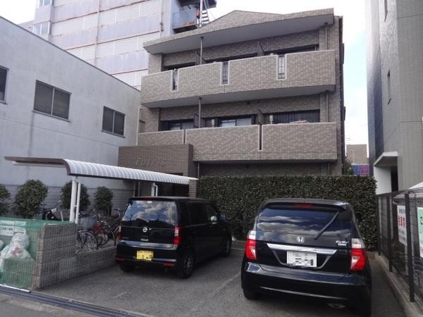 パトリス 駐車場
