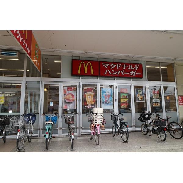 ジョーシン寝屋川店：624m