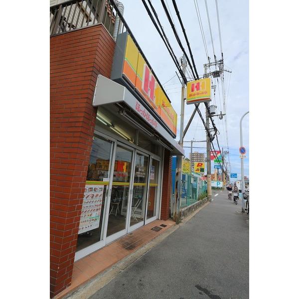 ライフ寝屋川店：631m