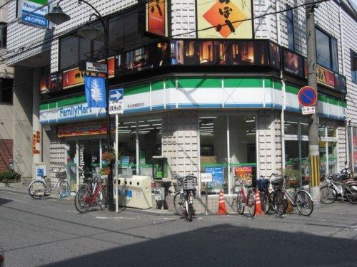 ファミリーマート高槻川西町一丁目店：419m