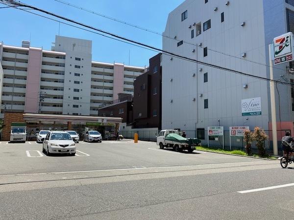 セブンイレブン大阪桜川2丁目店：188m