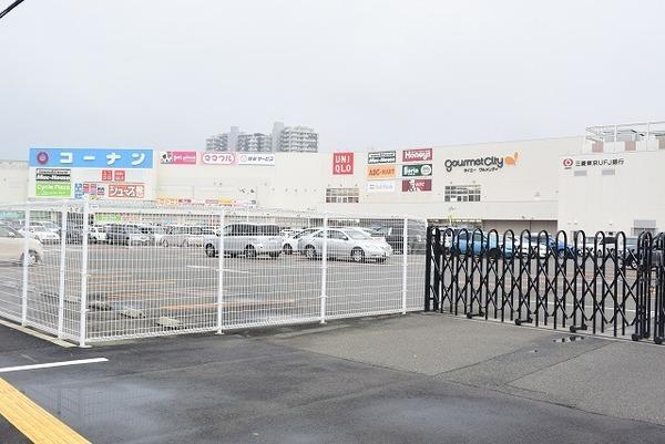 ホームセンターコーナン中もず店：1201m