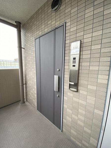 プロシード弁天町（0710） 玄関