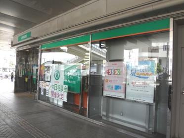 京都銀行摂津支店：1111m