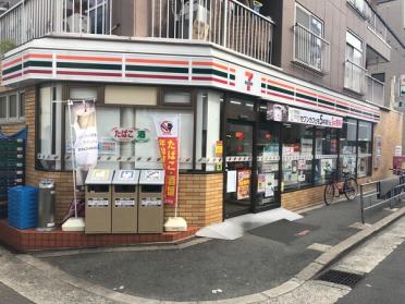 セブンイレブン大阪十三東1丁目店：89m