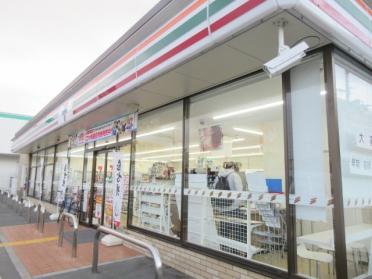 セブンイレブン尼崎南塚口町7丁目店：52m