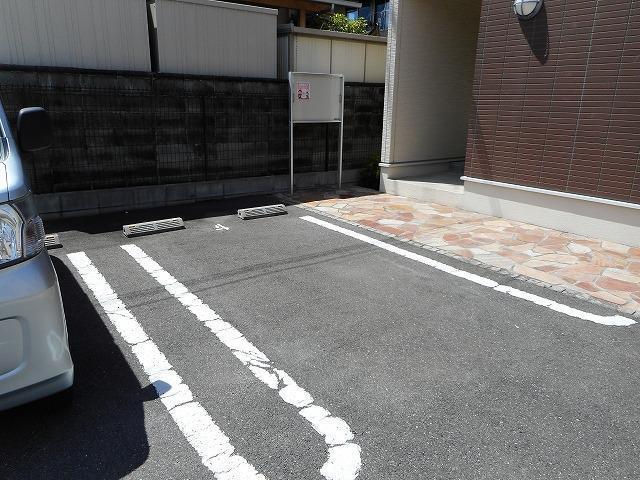 エスペランサ（103） 駐車場