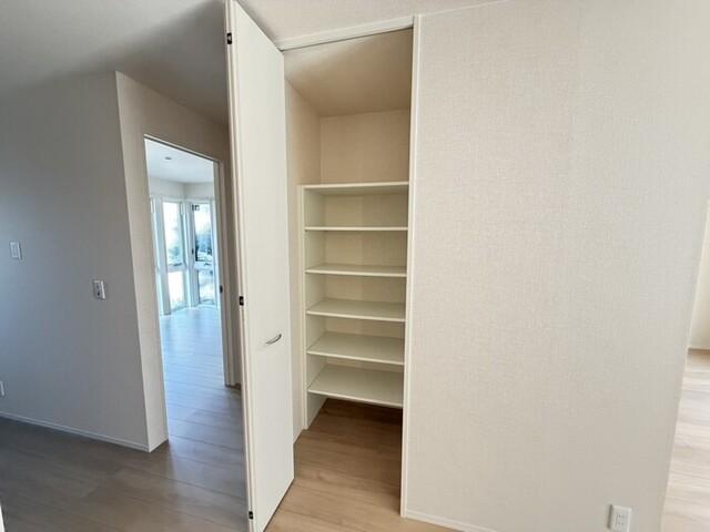 くおん嵯峨　西棟（101） 収納