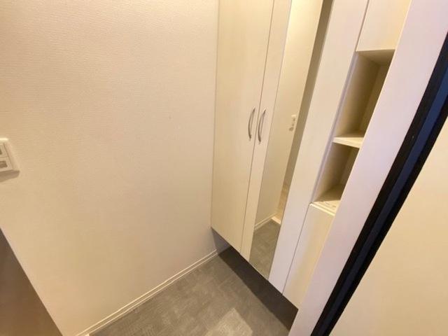 D-room塚口町（201） 玄関