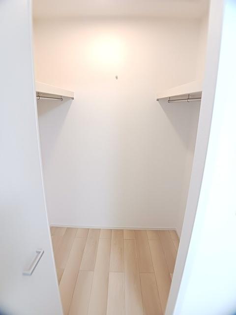 ウエストメゾンクワトロⅢ（102） 収納