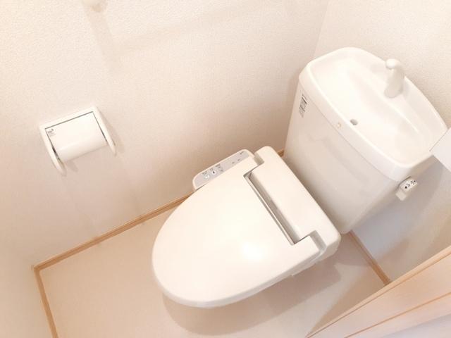 プレジェーネ　一津屋（101） トイレ
