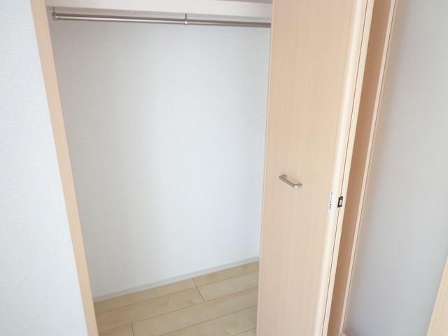 サンプラザ　茨木（302） 収納
