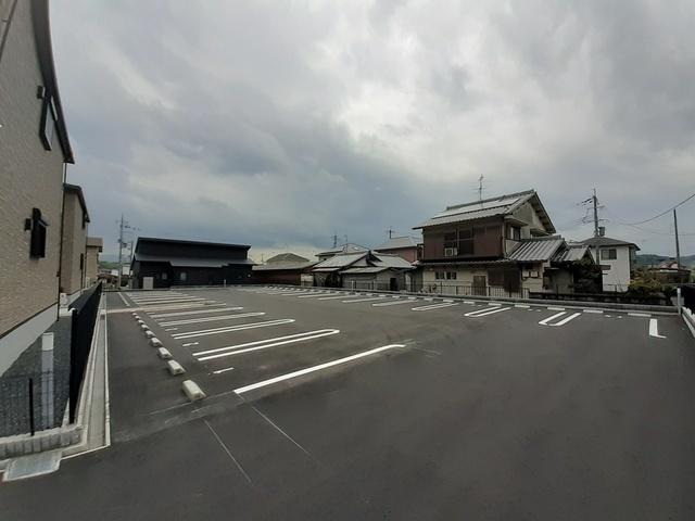 グリーンハイツ加茂Ⅱ（106） 駐車場