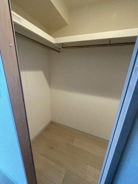 イレーネ南森町 収納