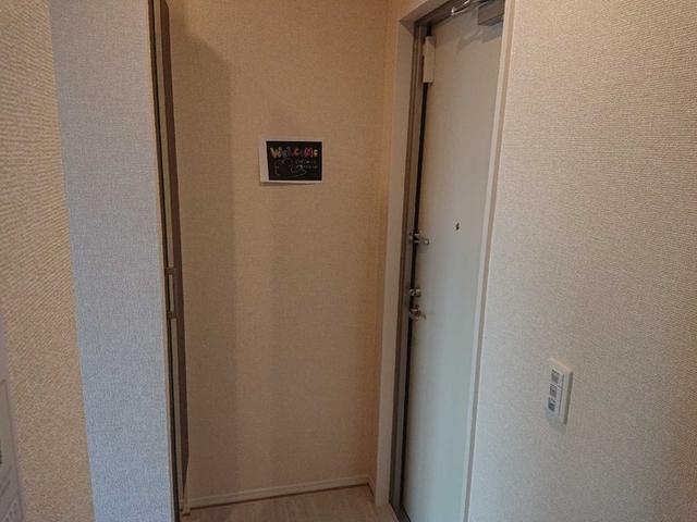 アドラブール（北区）（301） 玄関