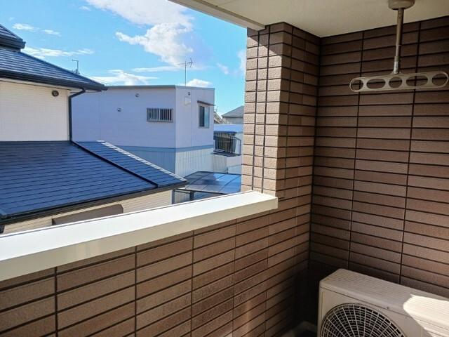 イリーデ摂津（205） バルコニー