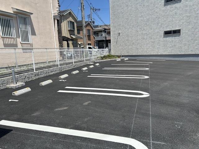 ヒカルサ枚方村野高見台（107） 駐車場