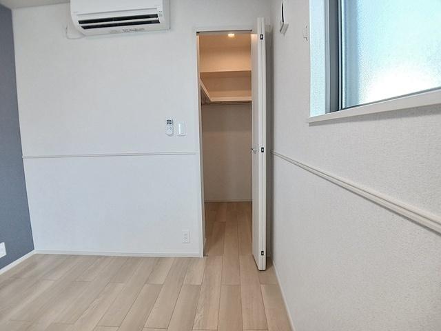 ブリリアンス（103） 収納