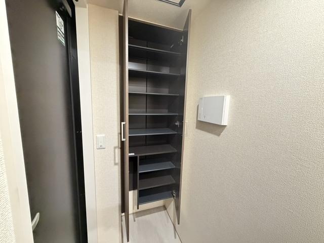 GRAMM丹波口（303） 収納