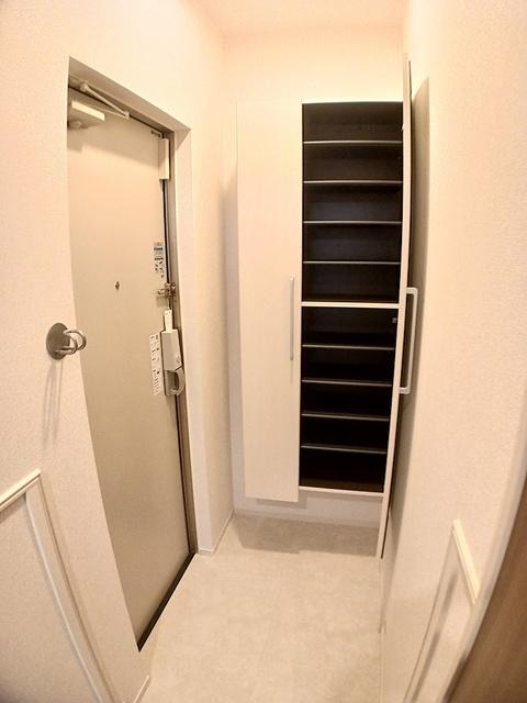 ヒカルサ京都北山栗栖Ⅰ（303） 玄関