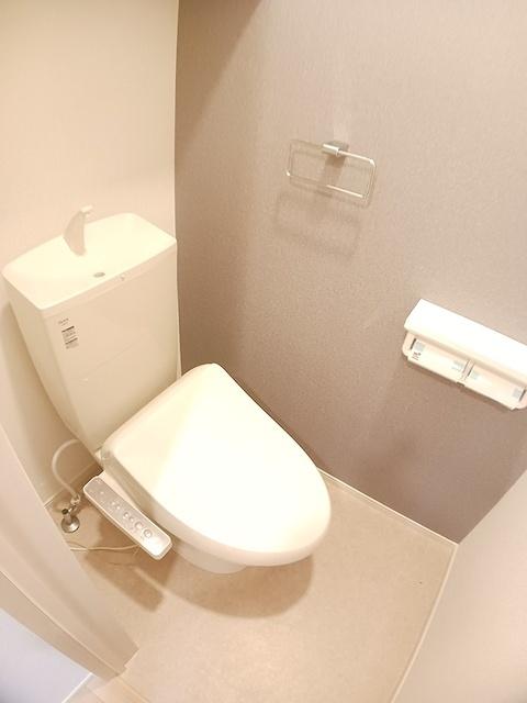 ヒカルサ京都御薗橋通（303） トイレ