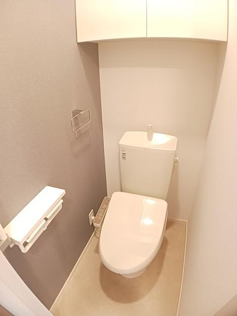 ヒカルサ京都御薗橋通（301） トイレ
