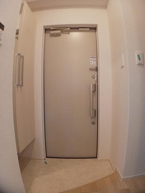 ヒカルサ京都御薗橋通（203） 玄関