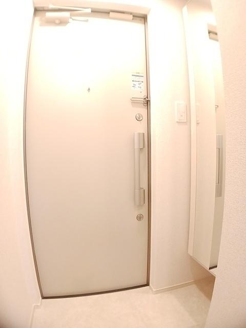 ヒカルサ京都御薗橋通（202） 玄関