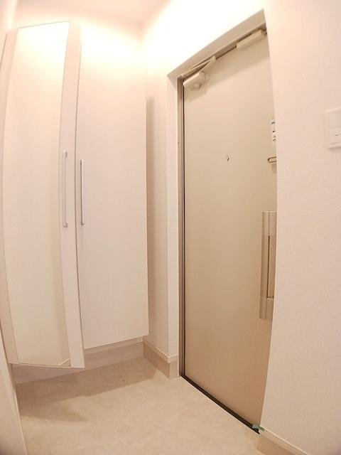 ヒカルサ京都御薗橋通（104） 玄関
