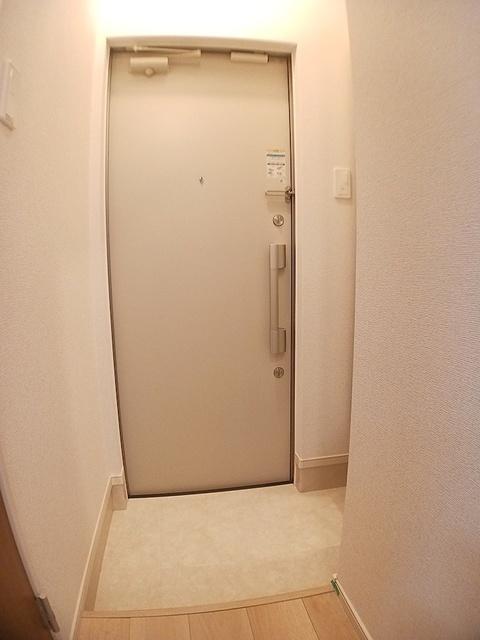 ヒカルサ京都御薗橋通（102） 玄関