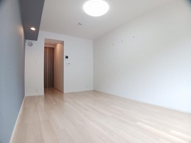 ヒカルサ京都山科大宅（303） 室内