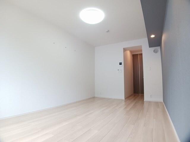 ヒカルサ京都山科大宅（302） 室内