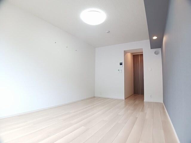 ヒカルサ京都山科大宅（202） 室内