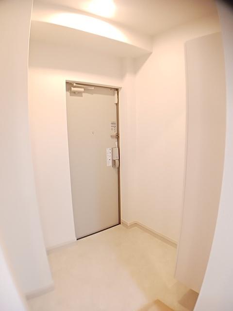ヒカルサ京都大宮中林Ⅱ（304） 玄関
