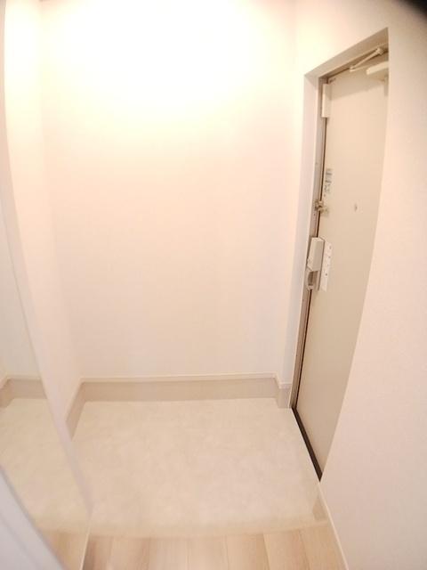 ヒカルサ京都大宮中林Ⅱ（102） 玄関