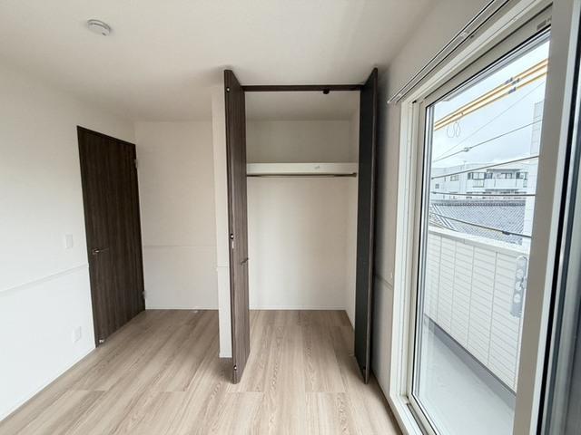 エンラージ西院（301） 収納