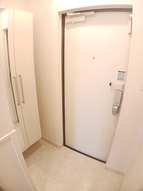 メープルコート小川（302） 玄関