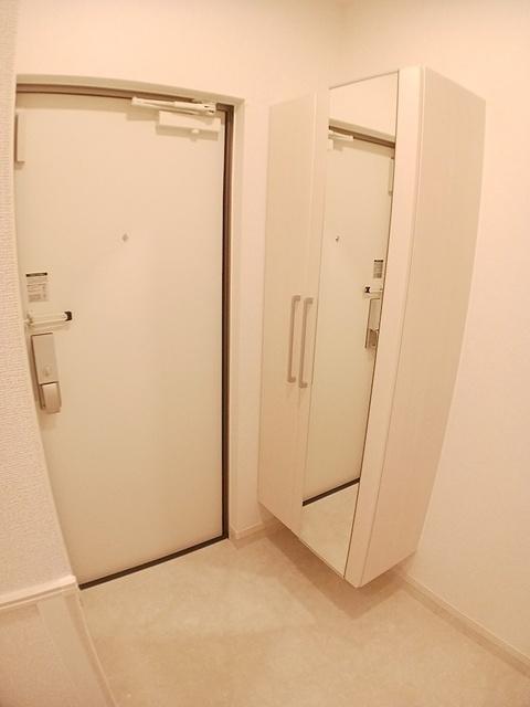 メープルコート小川（204） 玄関