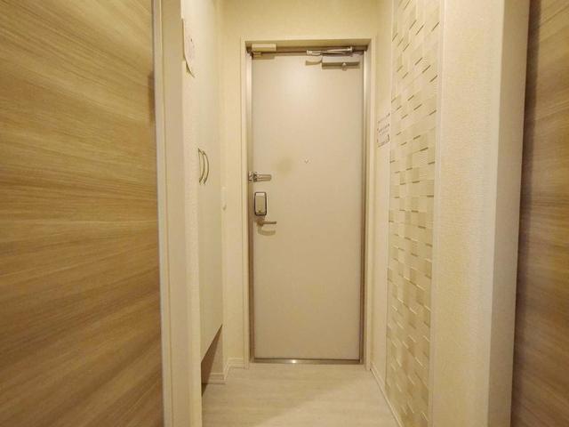 Ｎｏｒｔｈ　Ｃｒｉｌｌｏｎ（203） 玄関