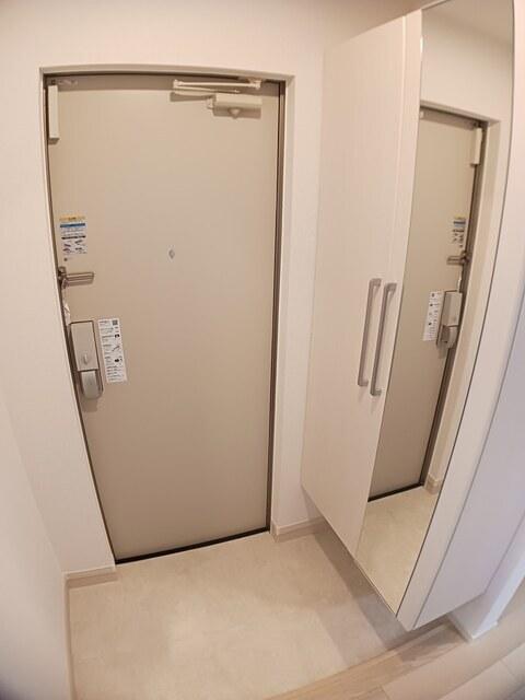 レジデンス　藤ケ森（303） 玄関