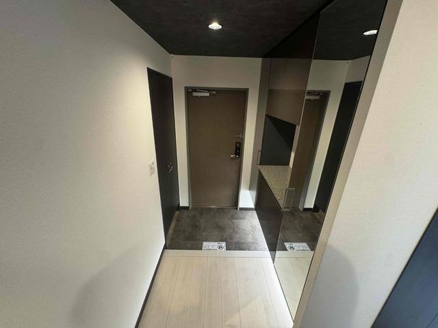 グランセジュール江坂　住居（1203） 玄関