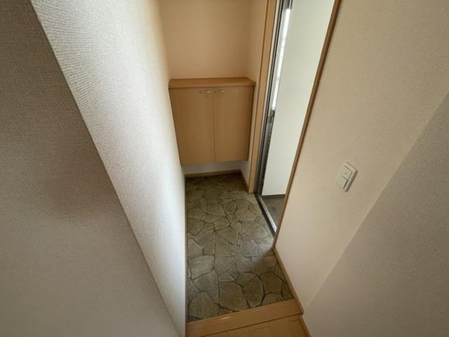 ヴィクトワール（303） 玄関