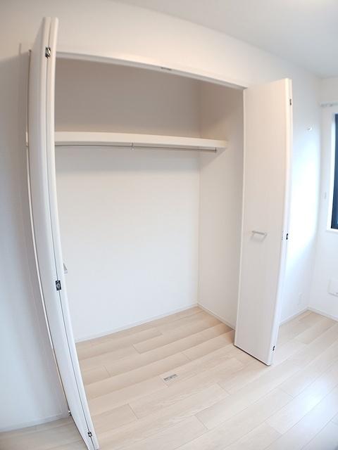 ルピナス等持院（105） 収納