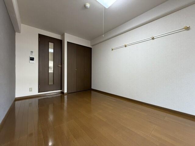 コモドエスペシオ勝山（507） 室内