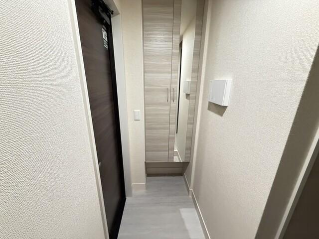 STグランツ（107） 玄関