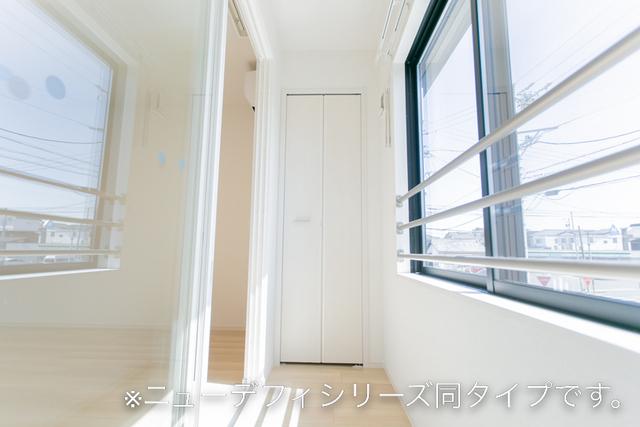 ペニーレイン（204） 室内