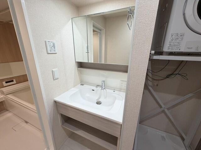 D-ROOM伏見駅前（202） 洗面