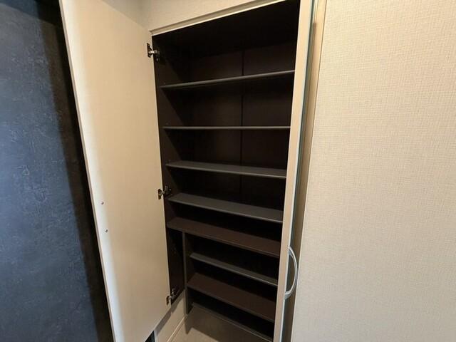 ウエストフィールド（601） 収納