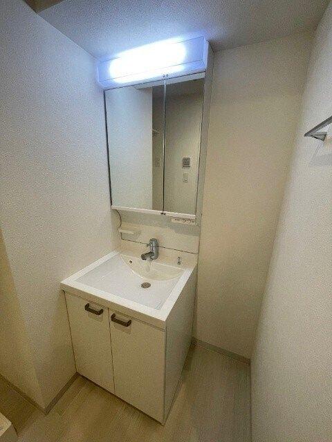 イレーネ南森町 洗面
