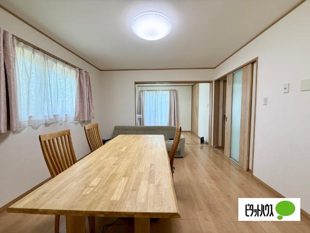 壬生森前町戸建 リビング